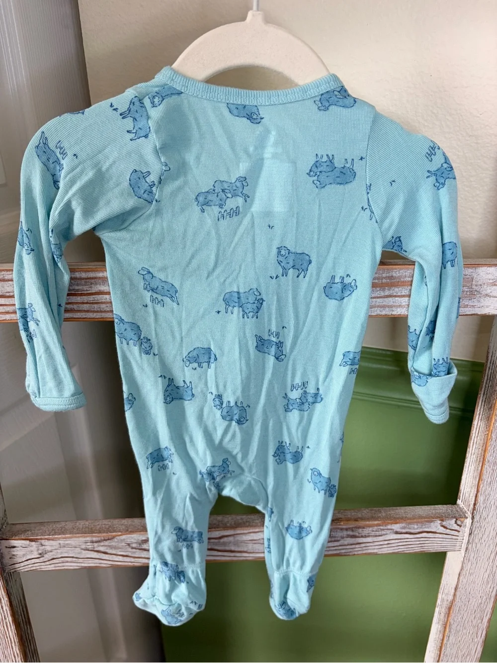 cloud island material stains